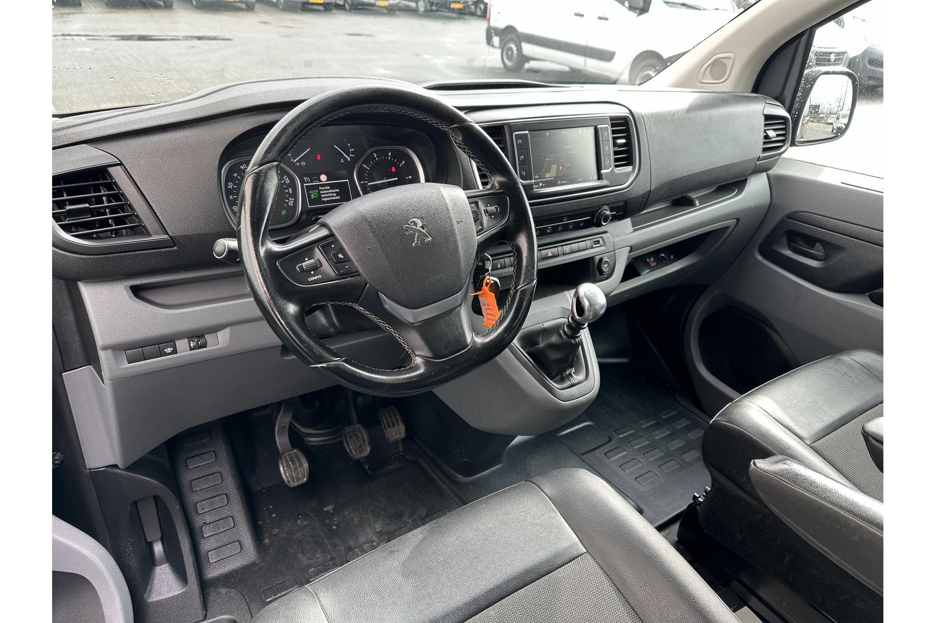 Peugeot Expert 231L 2.0 BlueHDI 120 Premium Pack*NAVI*A/C*HAAK*